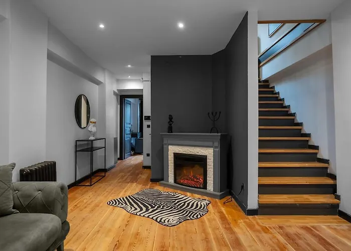 Designed 2br Rooftop Duplex With Private Terrace * Istanbulská provincie