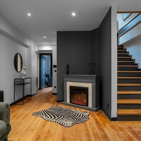 Designed 2br Rooftop Duplex With Private Terrace * اسطنبول