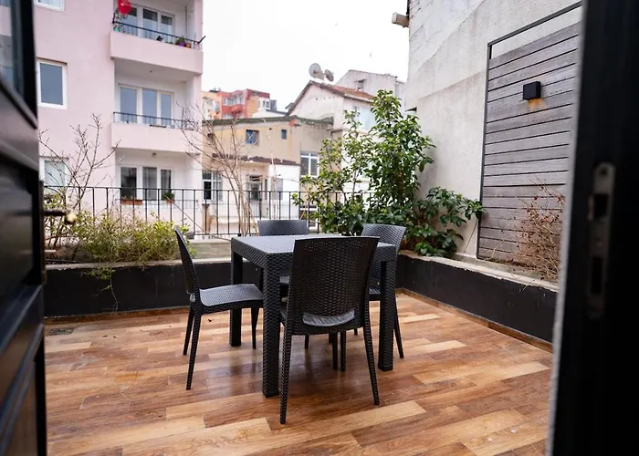 Designed 2br Rooftop Duplex With Private Terrace Provincia di Istanbul